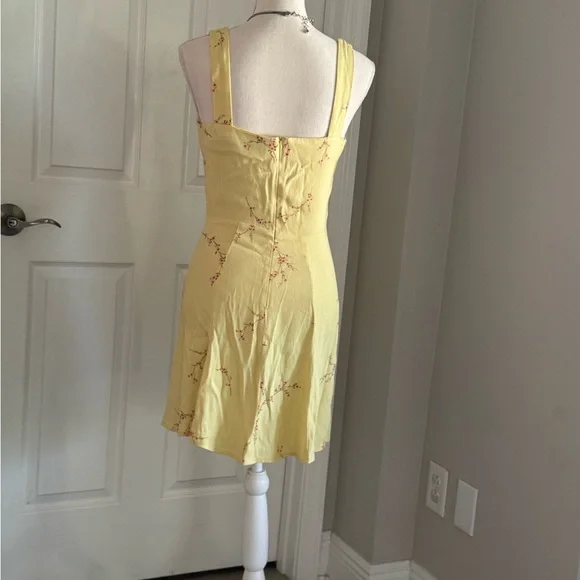 NWOT Reformation Light Yellow Floral Dress - Picture 3 of 6